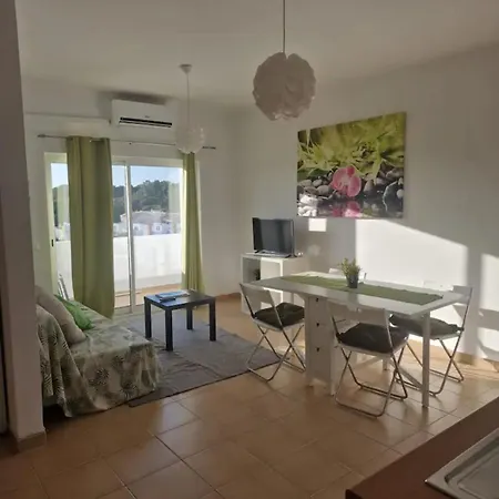 T2 Vilamoura Com Piscina Apartment *