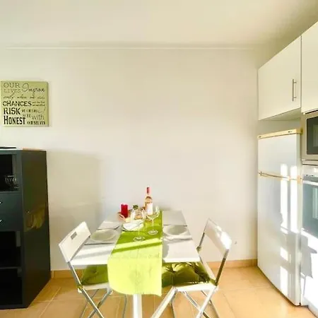 T2 Vilamoura Com Piscina Apartment Quarteira